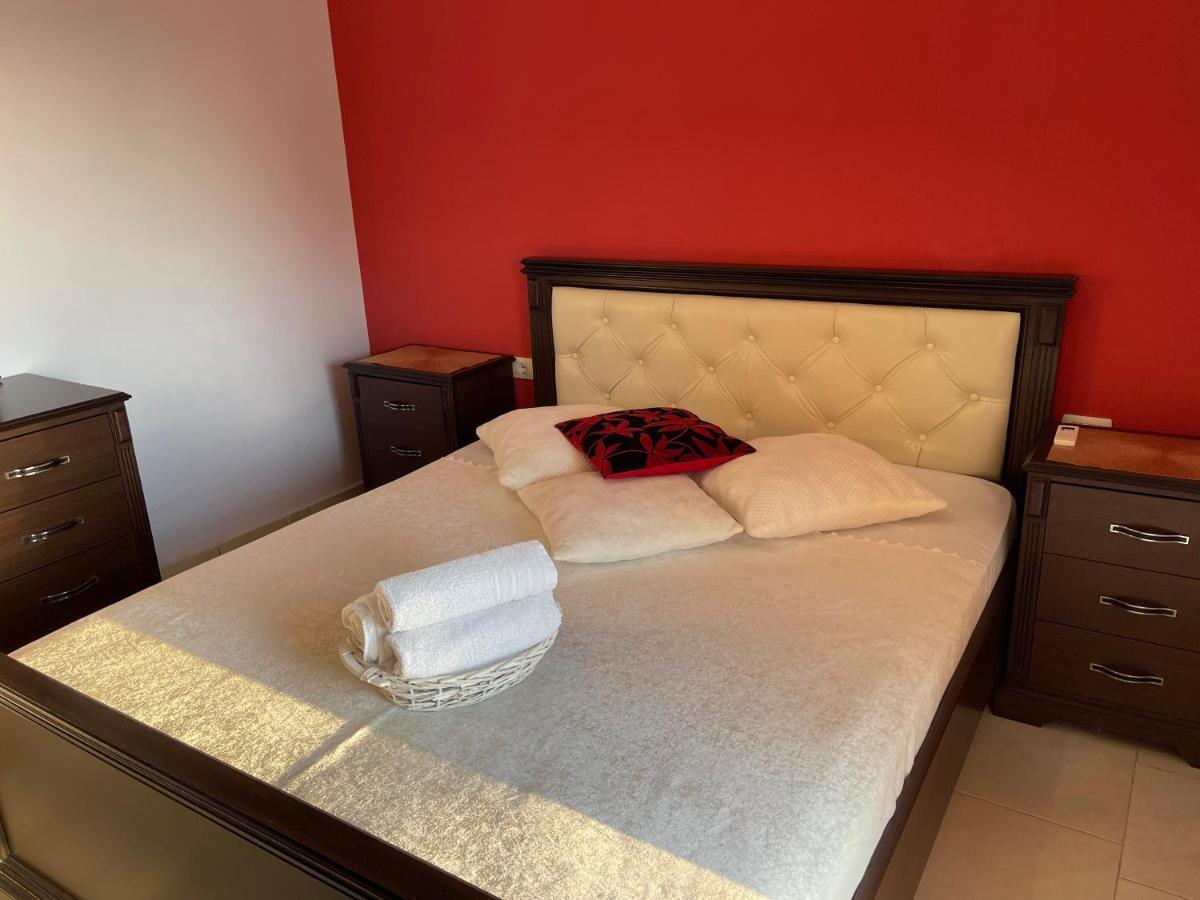 Wave Apartments Saranda ภายนอก รูปภาพ