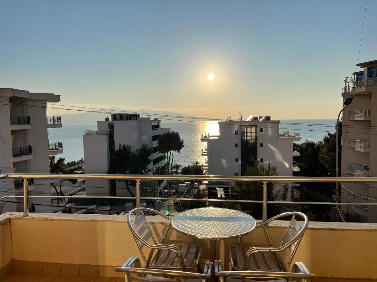 Wave Apartments Saranda ภายนอก รูปภาพ