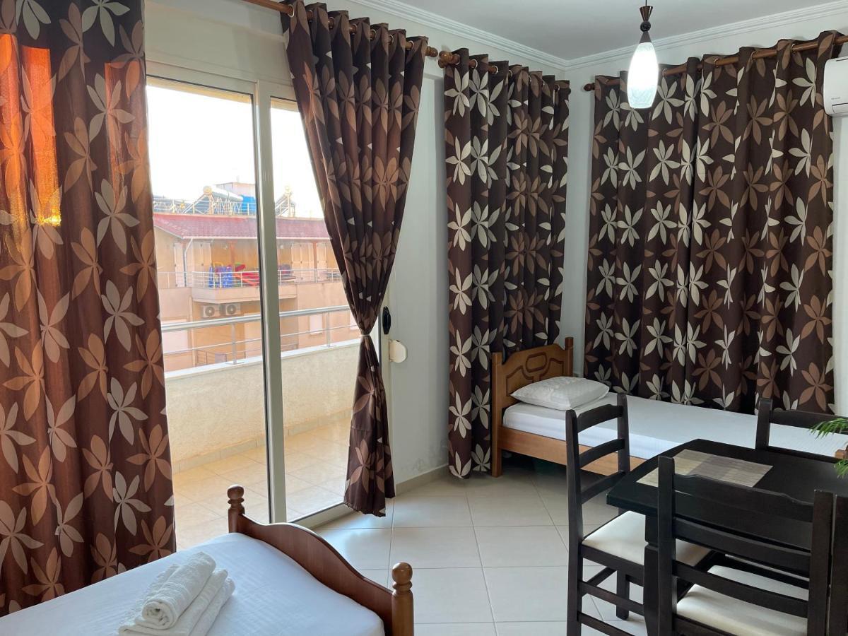 Wave Apartments Saranda ภายนอก รูปภาพ