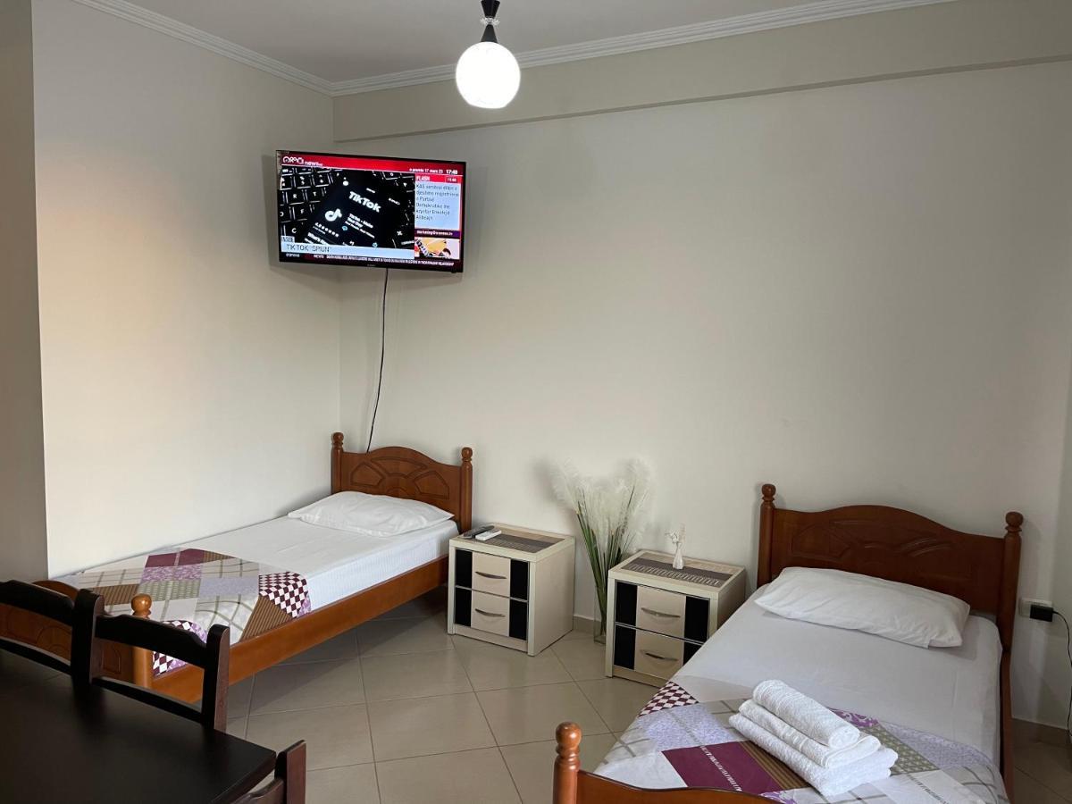 Wave Apartments Saranda ภายนอก รูปภาพ